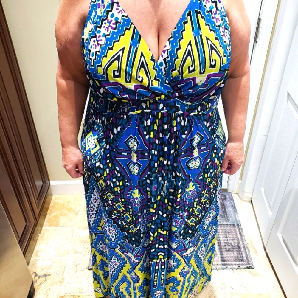 Covington Woman size 3X maxi dress.